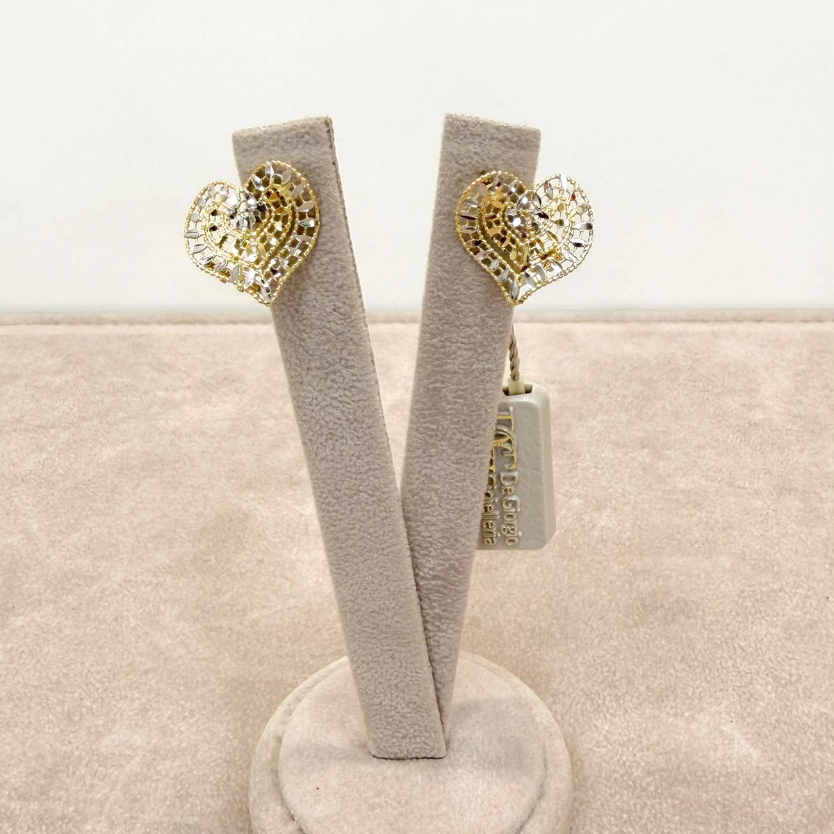 ORECCHINI A CUORE IN ORO GIALLO 18 KT (750) CON LAVORAZIONE DIAMANTATA