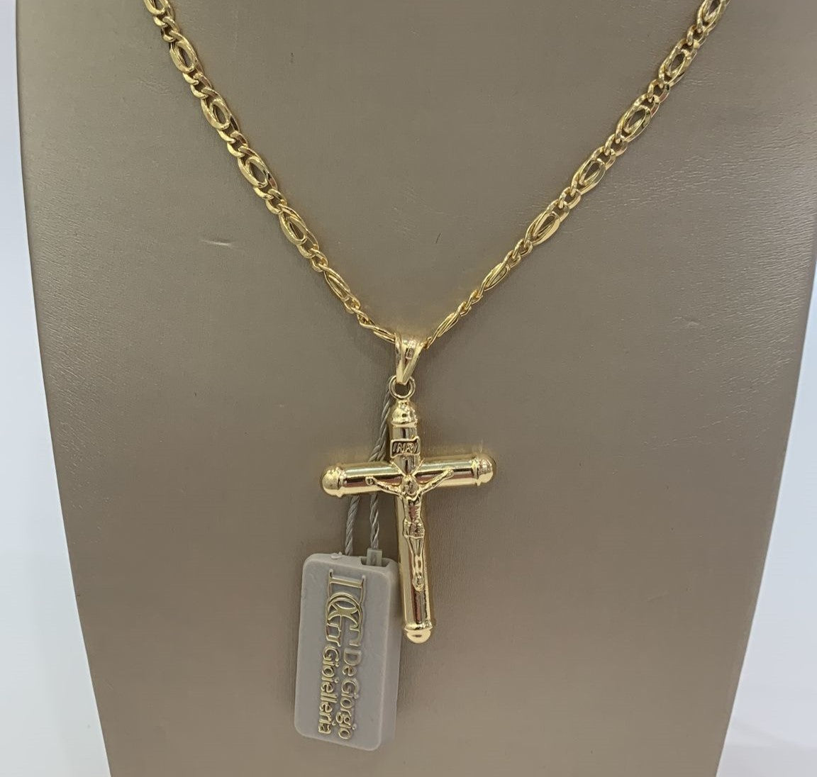 Collana con Crocifisso in Oro Giallo 18 KT
